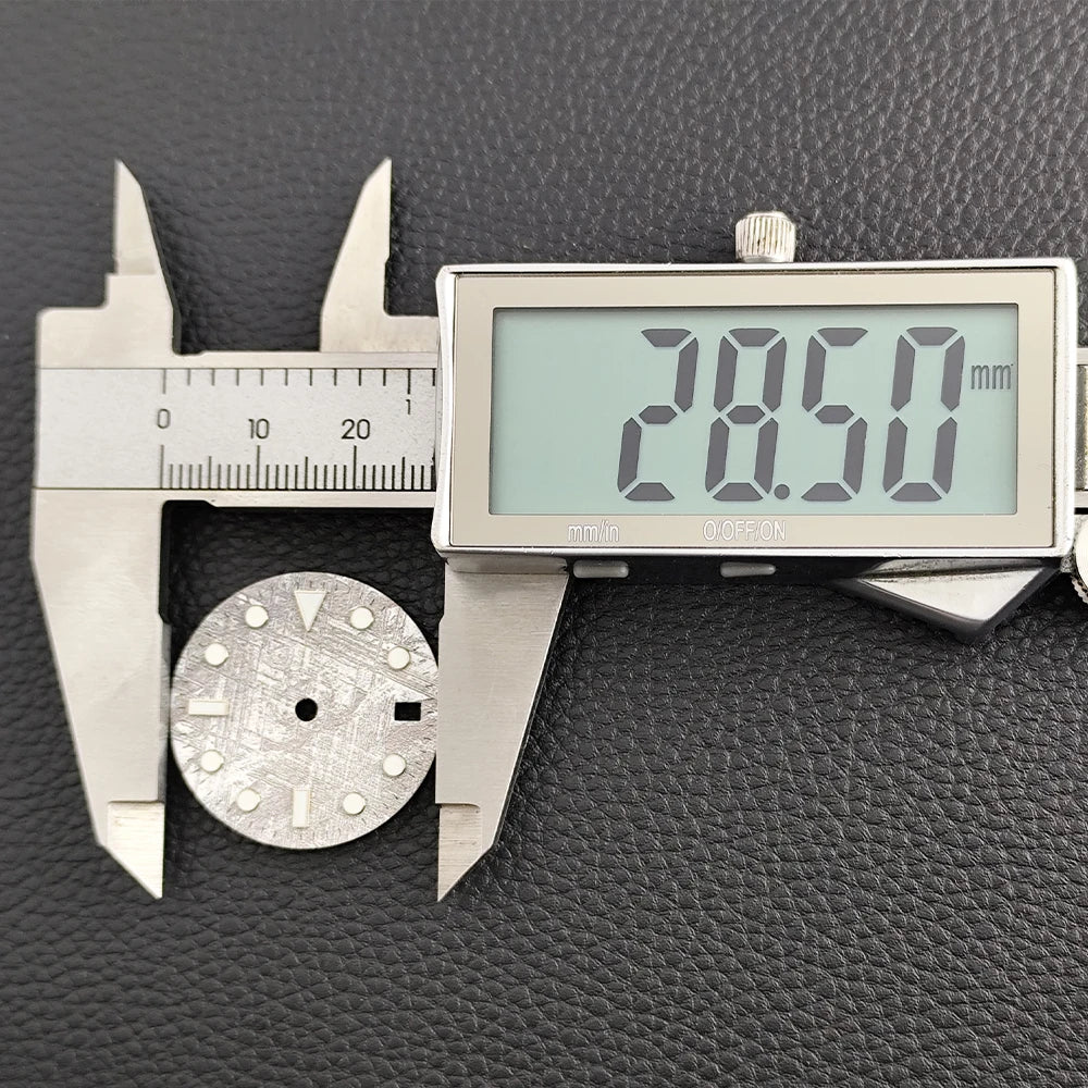 28.5mm NH35 Dial GMT Bizarre