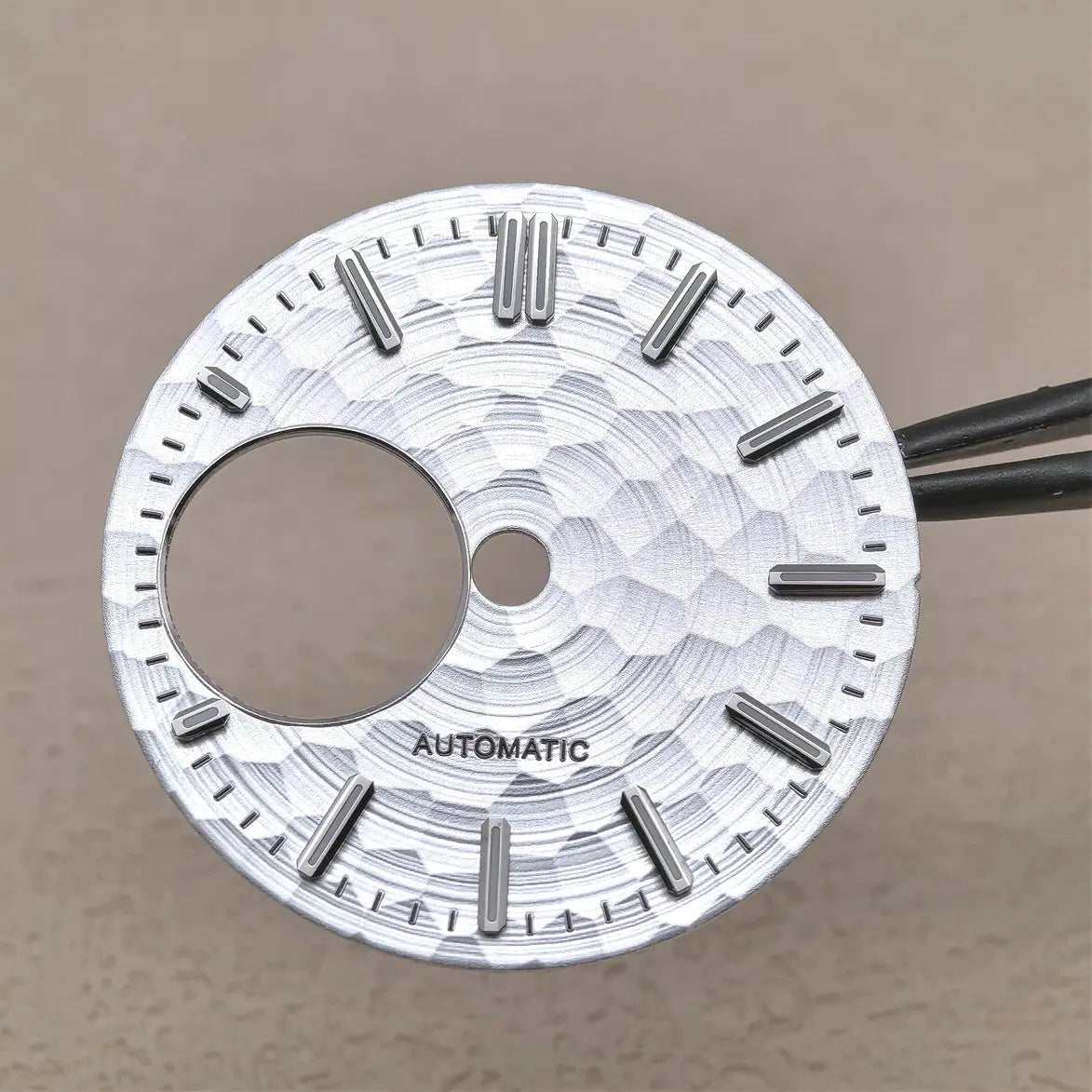 Esfera de 28,5 mm para NH38 con patrón de corazón abierto - Tick Happens