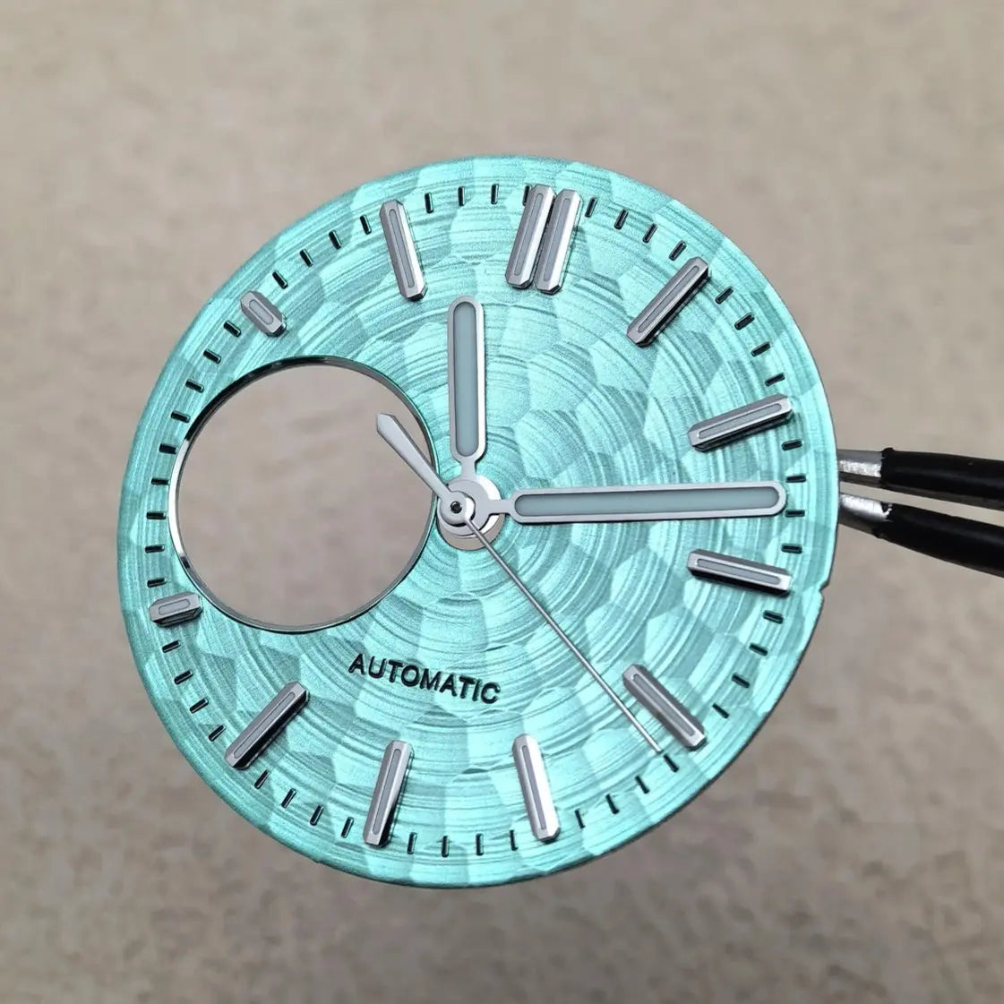 Esfera de 28,5 mm para NH38 con patrón de corazón abierto - Tick Happens